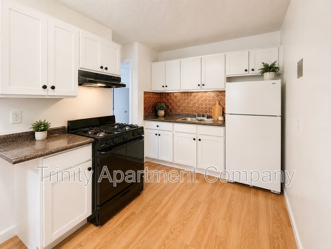 Building Photo - 2800 Vail Ave SE Unit 132