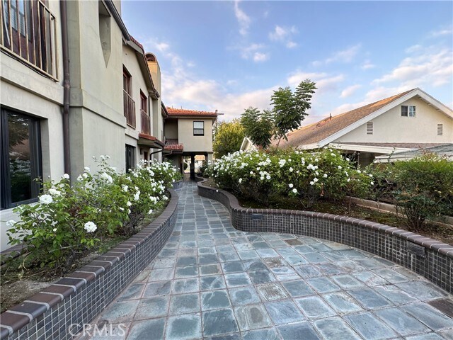 Photo - 2424 Oswego St Unit 4