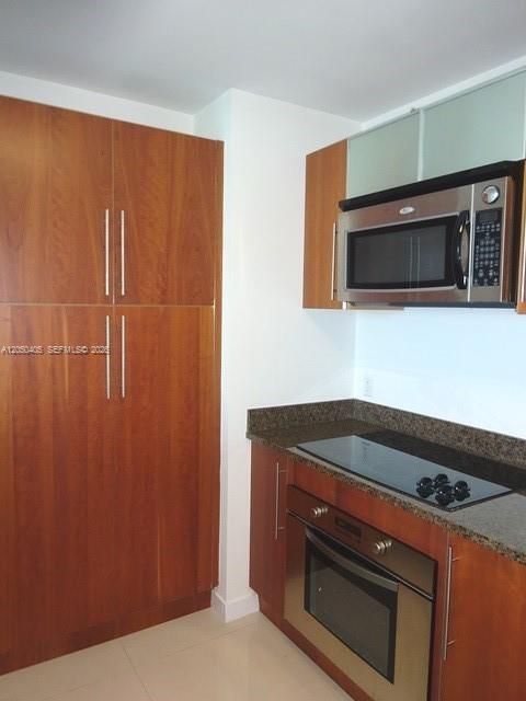 Building Photo - 300 S Biscayne Blvd Unit T-3505