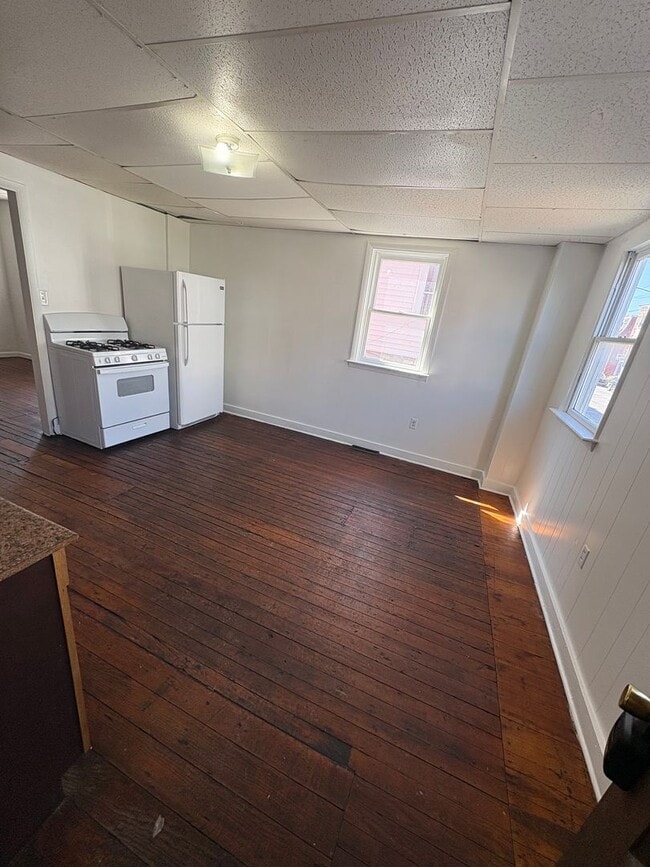 Photo - 1st Floor 1 Bedroom-East End York City SD