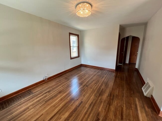 Photo - 10317 S Peoria St