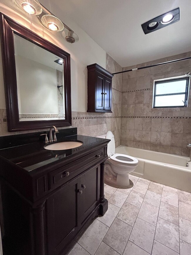 Photo - 4029 SW 68th Way