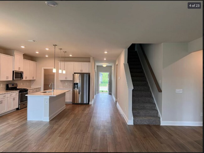 Photo - 1310 Tulip Ct