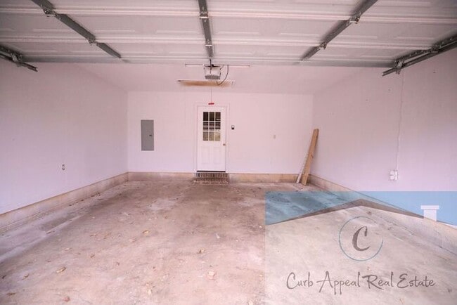 Building Photo - Beautiful 3 bedroom/2 bath home - Jonesboro