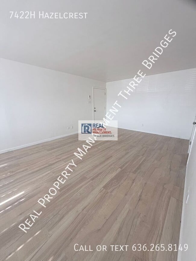 Photo - 7422H Hazelcrest-