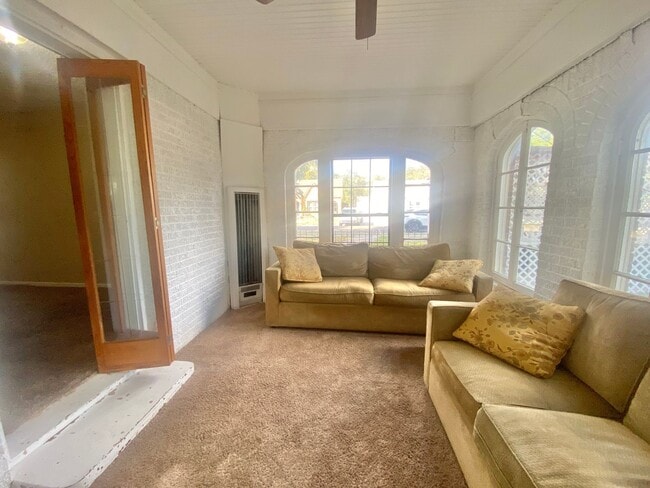 Photo - Great 3 bed 2 bath rental in Tech Terrace
