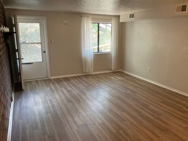 Photo - 3 Bed 2 Bath- Cannonsburg PA