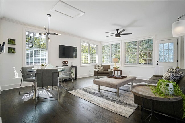 Photo - 975 Shadowridge Dr SE Unit SI ID1475255P