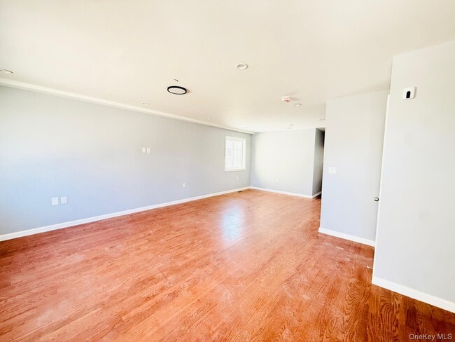 Photo - 139-20 Lakewood Ave Unit 1F