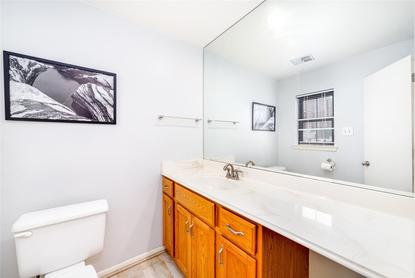 Photo - 7505 Memorial Woods Dr