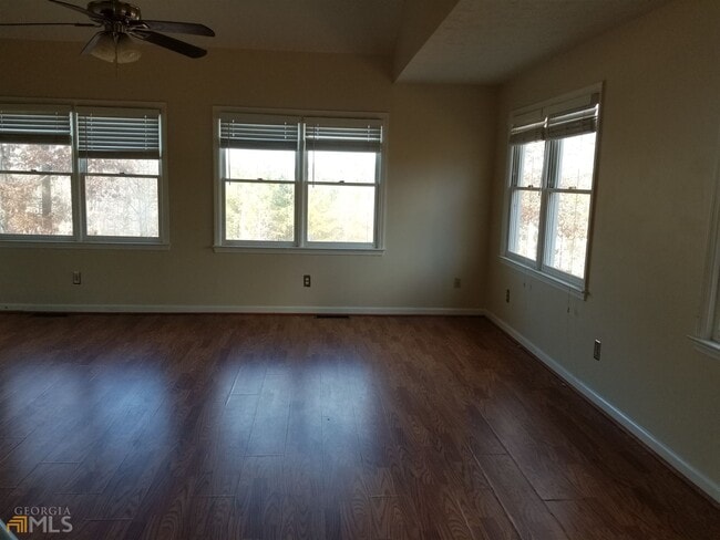 Photo - 163 Tommy Barnett Rd