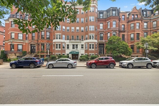 Building Photo - 250 Commonwealth Ave Unit 20 Rental