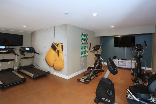 Fitness Center - Citrus Court Apartments