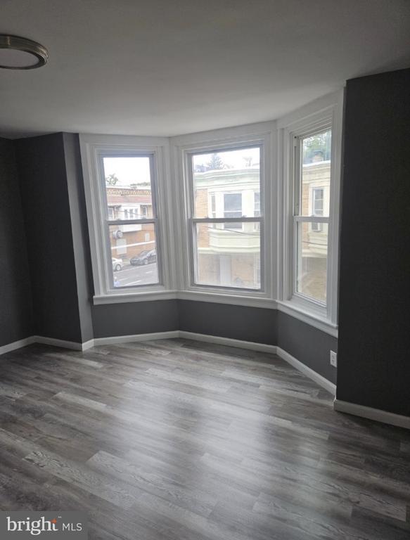 Photo - 5554 Crowson St