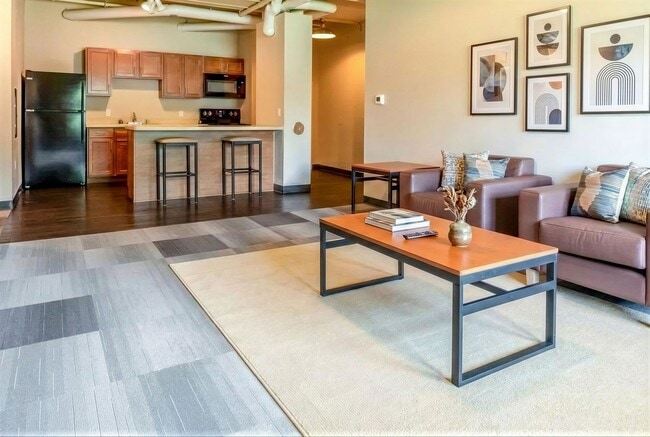 3BR/2BA-Virtually Staged