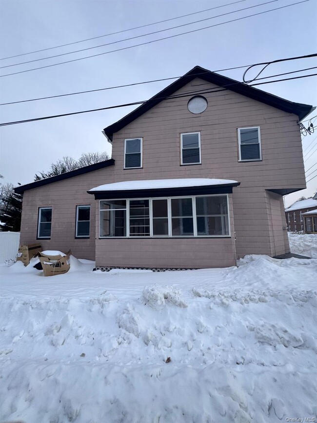 Photo - 20 Sycamore St