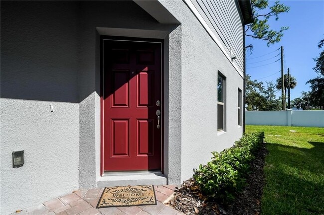 Photo - 310 Cedar Bark Ln