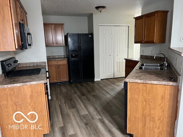 Photo - 912 Saraina Rd