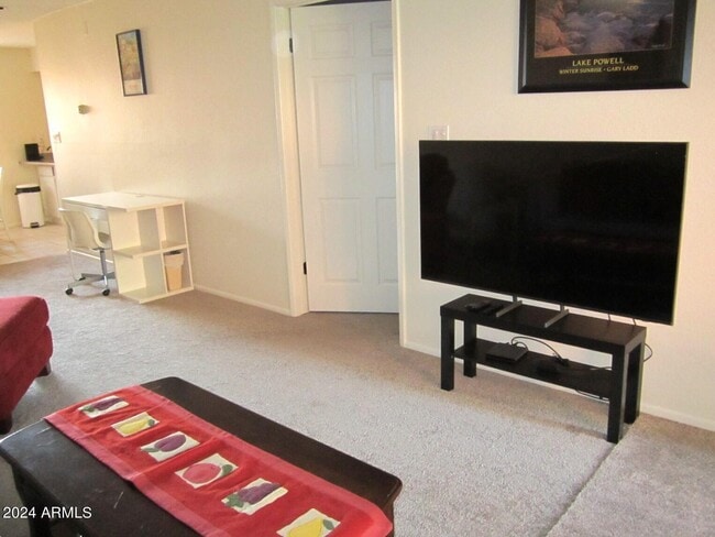 12222 N Paradise Vlg Pkwy S Unit 106