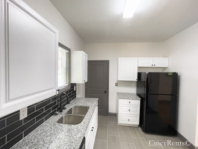 Photo - 3335 Hewitt Crescent St