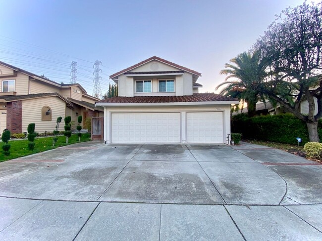 Building Photo - Gorgeous 4-bedroom Home Located in Cameron Hills Neighborhood of Fremont!