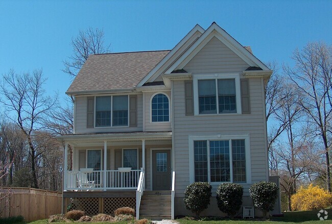 Building Photo - 486 Riverview Dr Rental