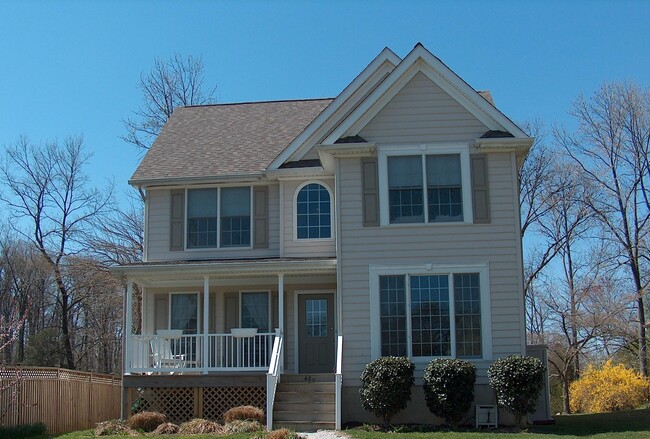Photo - 486 Riverview Dr House