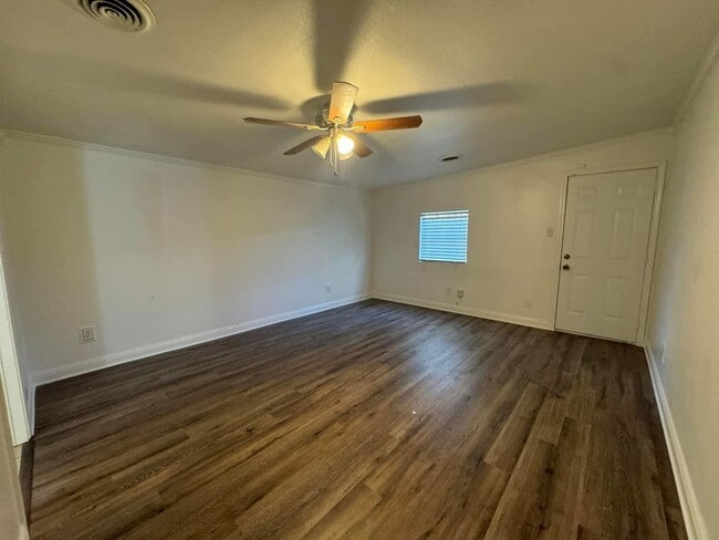 Photo - Spacious, remodeled 4 Bed, 2 Bath Home in ...