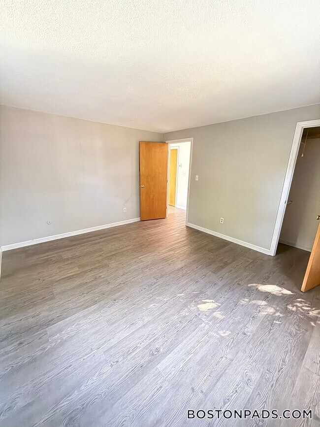 Building Photo - 53 Ridgewood Ln Rental