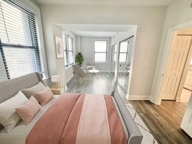 Rittenhouse Row Apartments