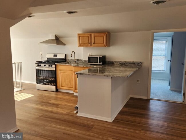 Photo - 809 Bay Ridge Ave