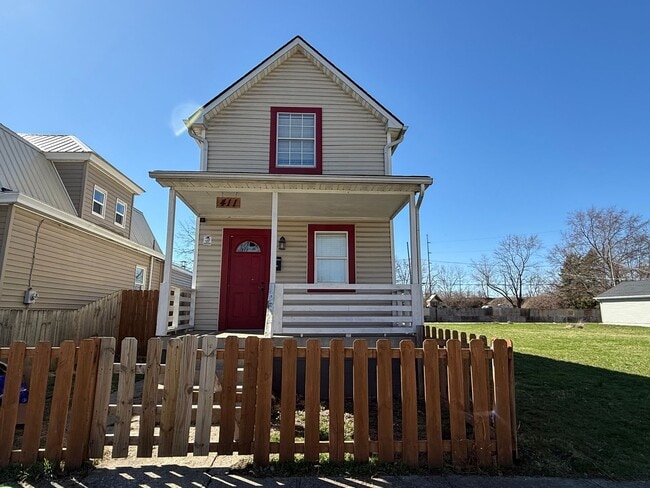 Building Photo - Charming Franklinton Home