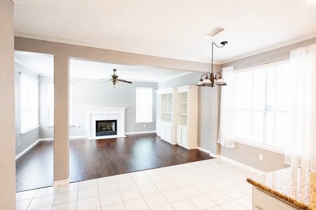 Photo - 22 S Lace Arbor Dr
