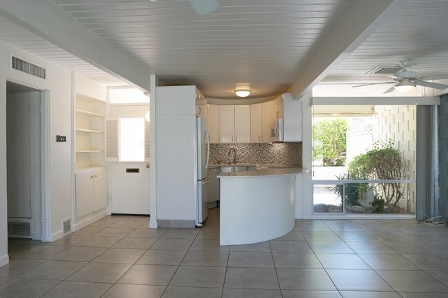 Photo - 471 Sandpiper St