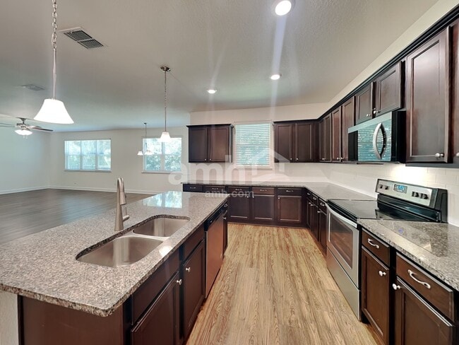 Photo - 1847 Silver Point