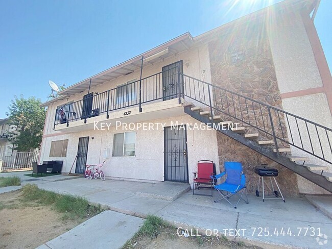 Building Photo - 1 BED 1 BATH CONDO NEARBY NELLIS AIR FORCE... Unit #2