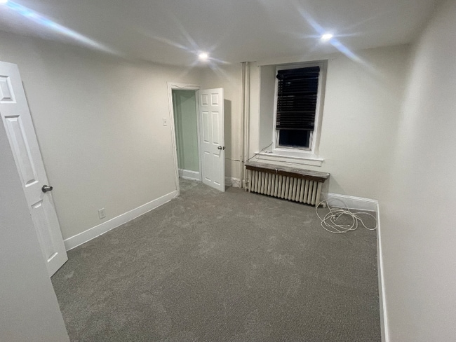 Photo - 1 Henvis Pl Unidad 1A