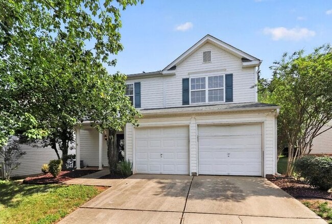 Building Photo - Great 3BD/2.5BA Home in Desirable Highland Creek!