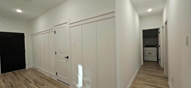 Photo - 8434 Bay Oaks Dr