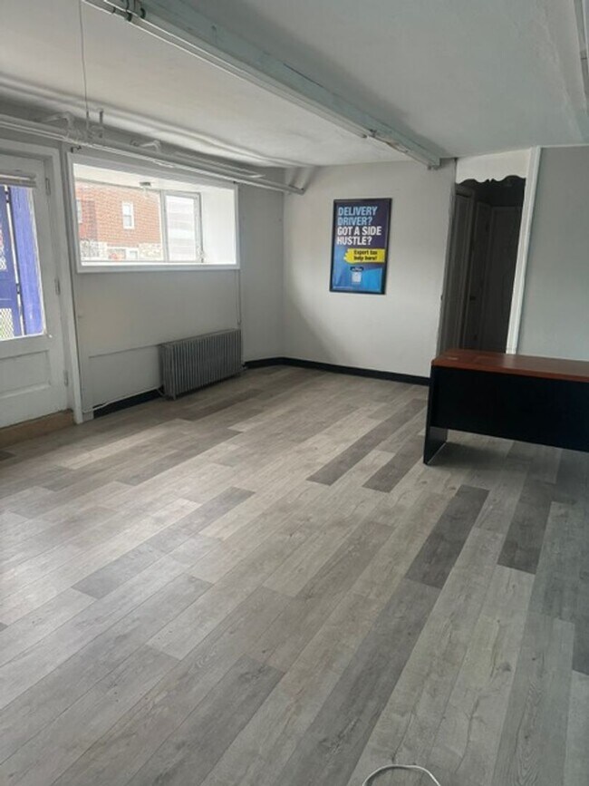 Photo - 2962 McKinley St Unit Commercial