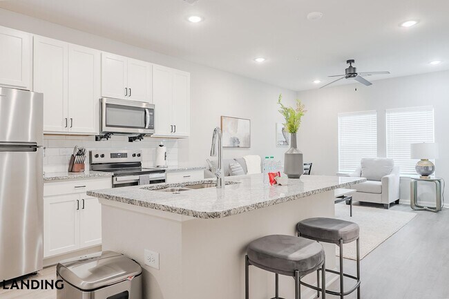 Photo - 1650 Harris Hill Rd Unit 06-6105