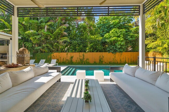 Photo - 420 Palmwood Ln