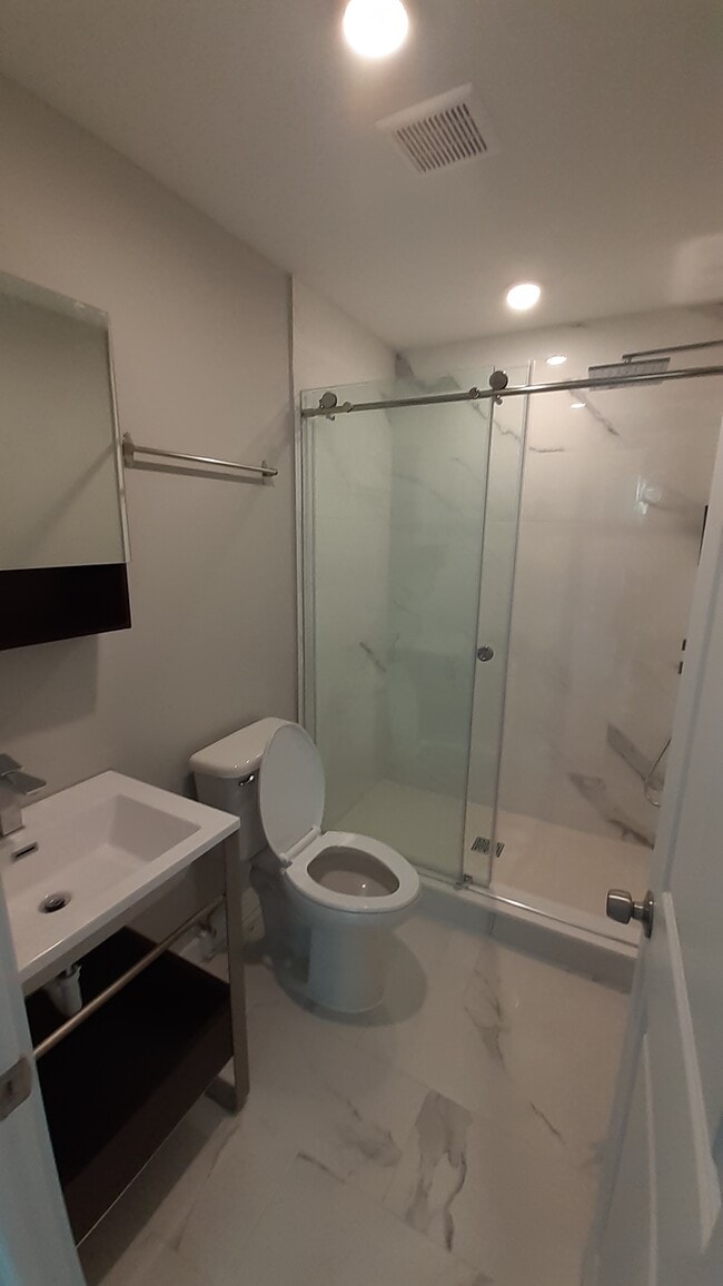 Photo - 2012 N 18th St