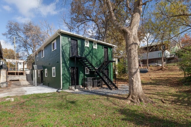 Photo - 197 South Ave SE