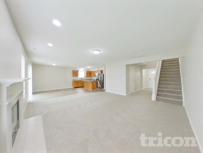 Photo - 676 Blue Meadow Dr