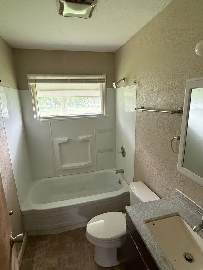 Photo - 603 Ranch Dr