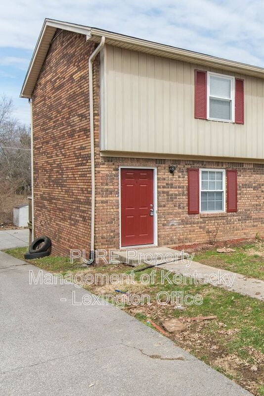 Photo - 209 Landings Dr