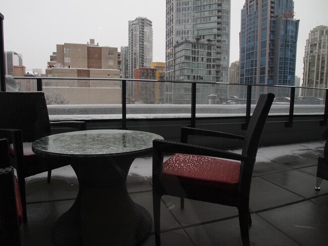 Photo - 1325 Rolston St