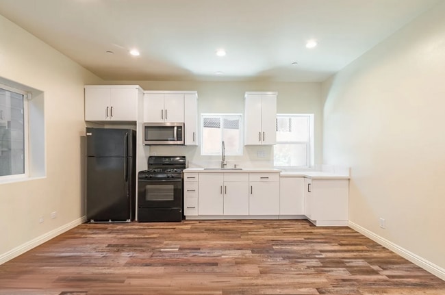 Photo - 3258 1/2 Dundas St. Los Angeles Unit CA