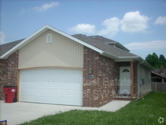 Building Photo - 616 S Rilynn Rental